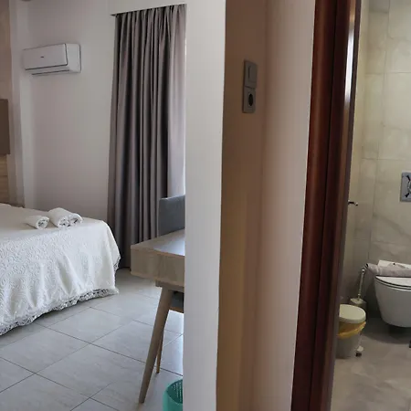 Marie Hotel 2*