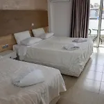 Marie Hotel