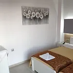 Marie Hotel 2*