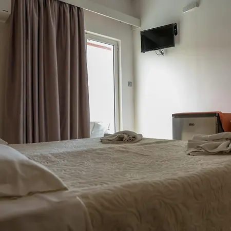 Marie Otel 2*