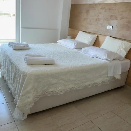 Otel Marie 2*